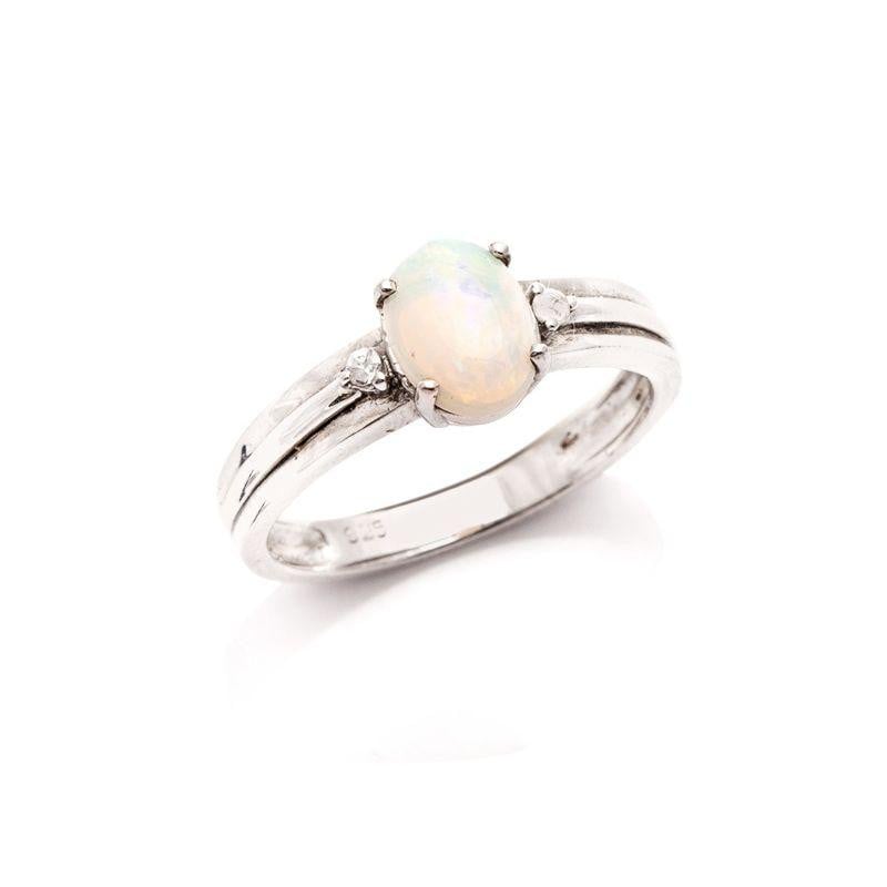 Anello opale bianco australiano ovale, per racchiudere la naturalezza — foto 1
