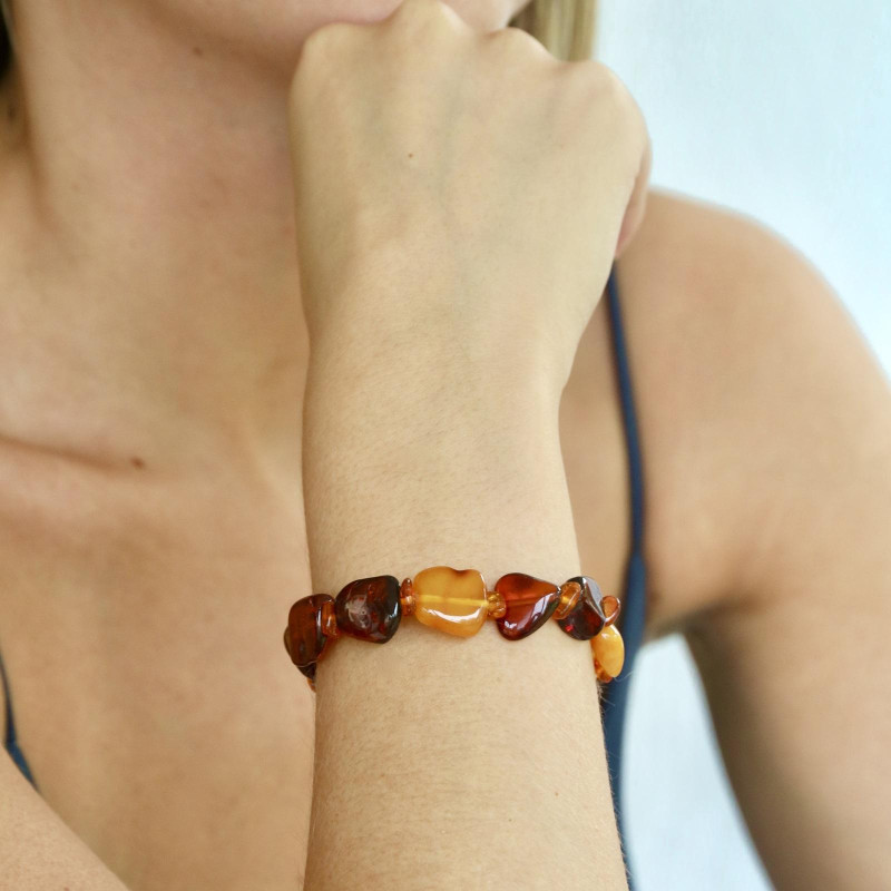 Bracciale ambra multicolore, per portare con te l'essenza del Mar Baltico — foto 3