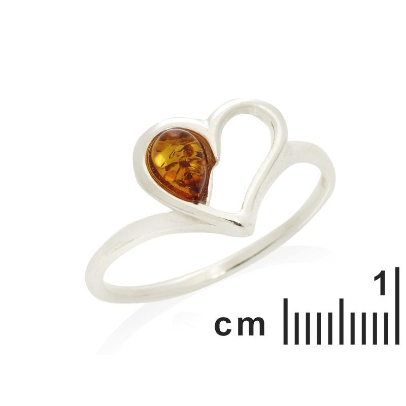 Anello cuore in argento rodiato con goccia di ambra cognac, per custodire l'amore eterno — foto 2