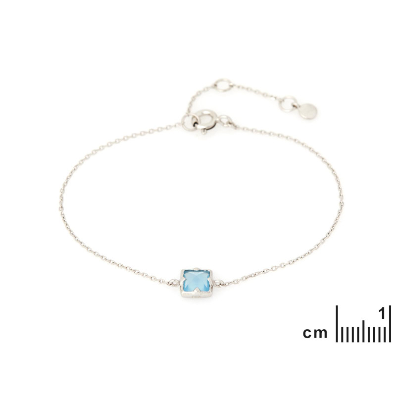 Bracciale di argento rodiato con calcedonio azzurro quadrato, per custodire la serenità — foto 2