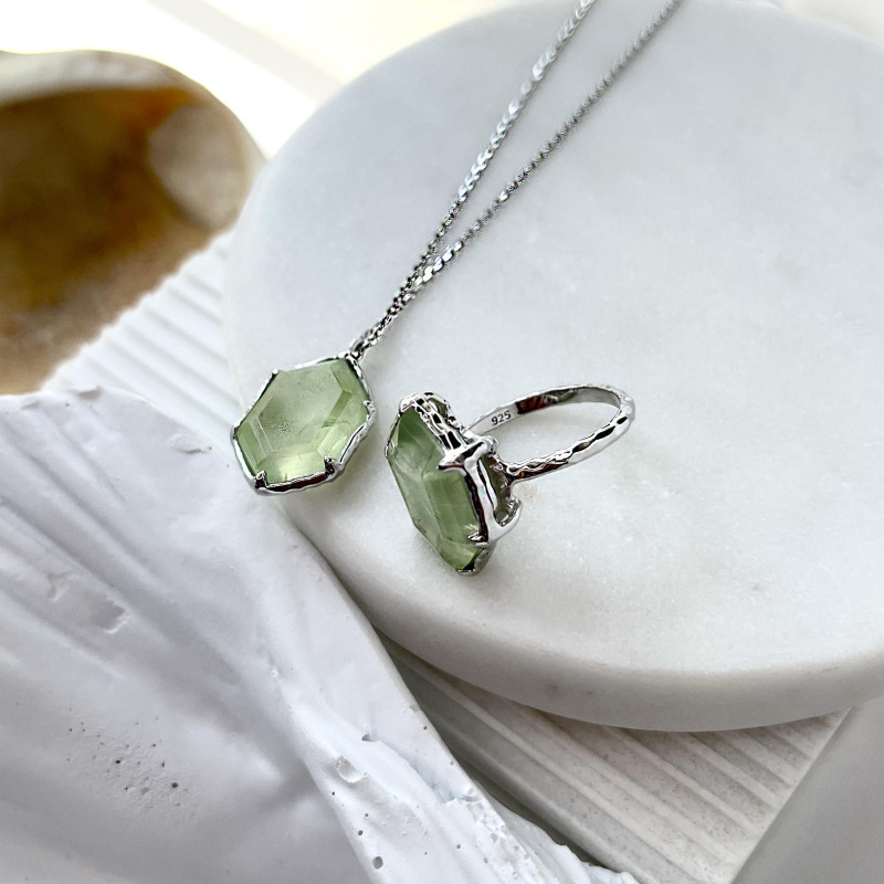 Collana prehnite verde, per connetterti agli elementi — foto 3