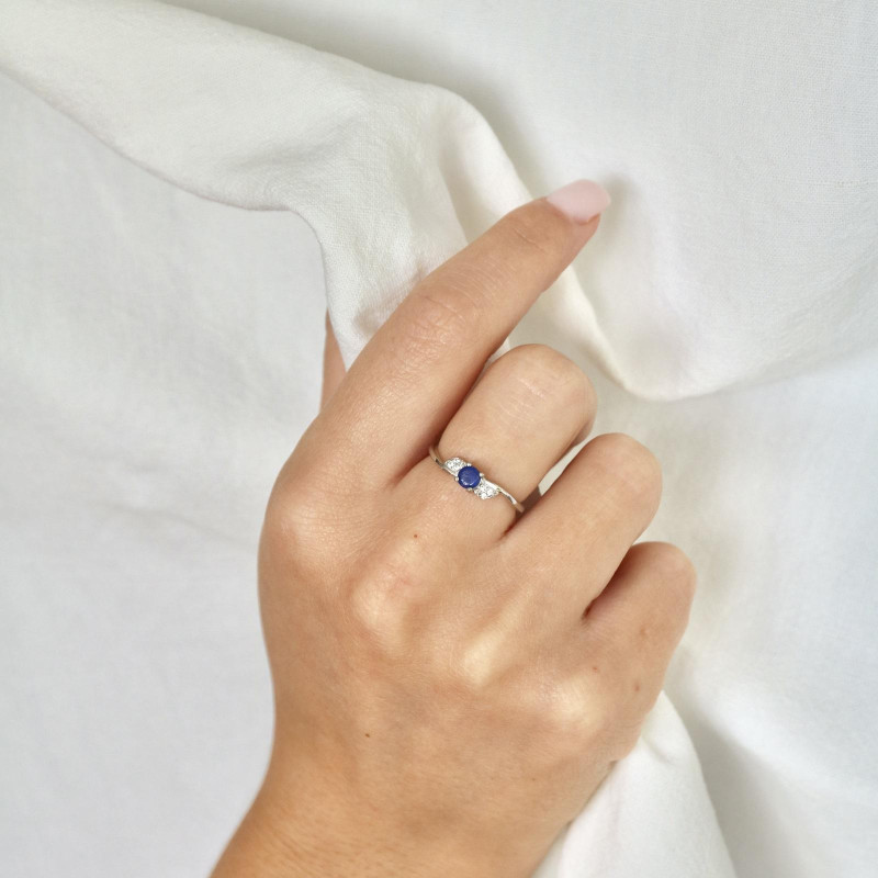 Anello di lapislazzuli blu naturale in argento 925 rodiato, per custodire la tua luce — foto 3