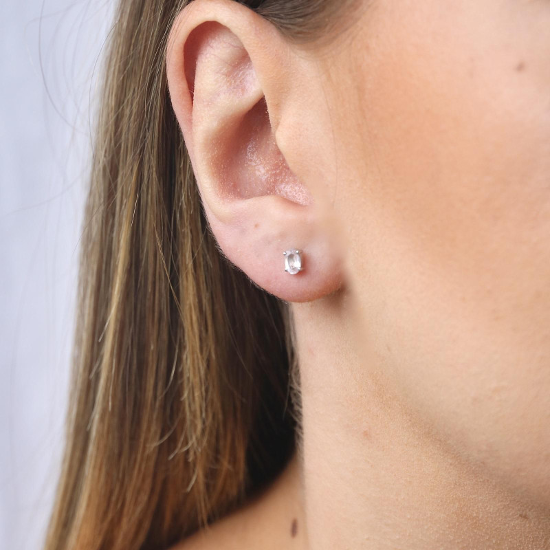 Orecchini in argento 925 rodiato con quarzo rosa naturale, per accendere la tua dolcezza — foto 3