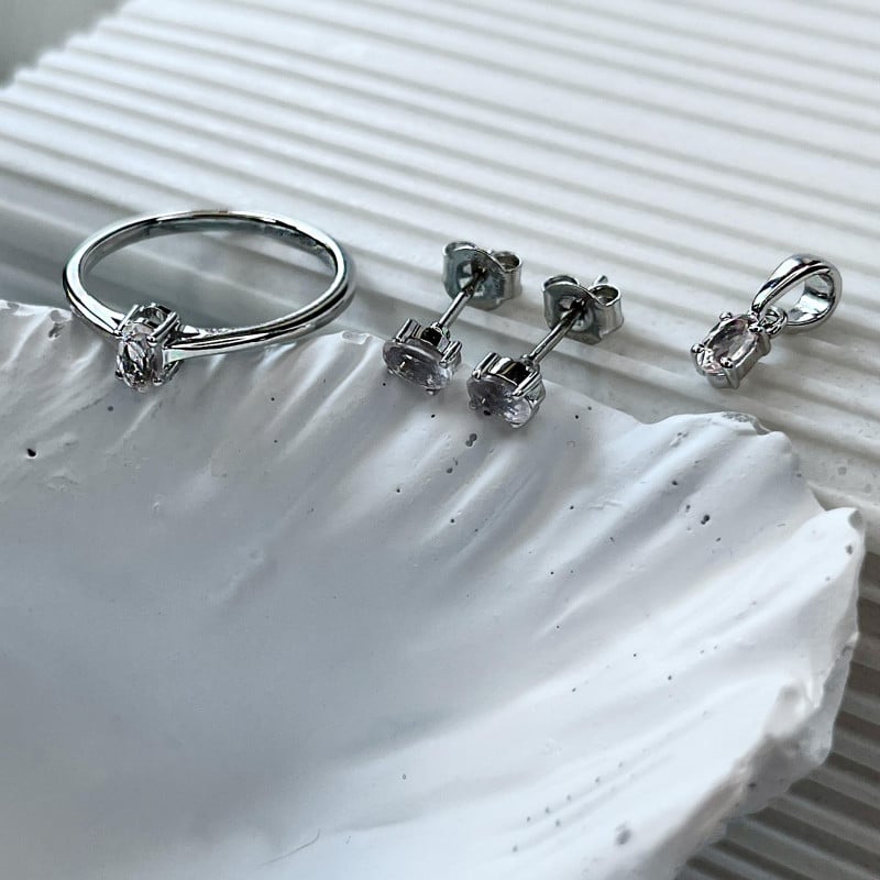 Orecchini in argento 925 rodiato con quarzo rosa naturale, per accendere la tua dolcezza — foto 4