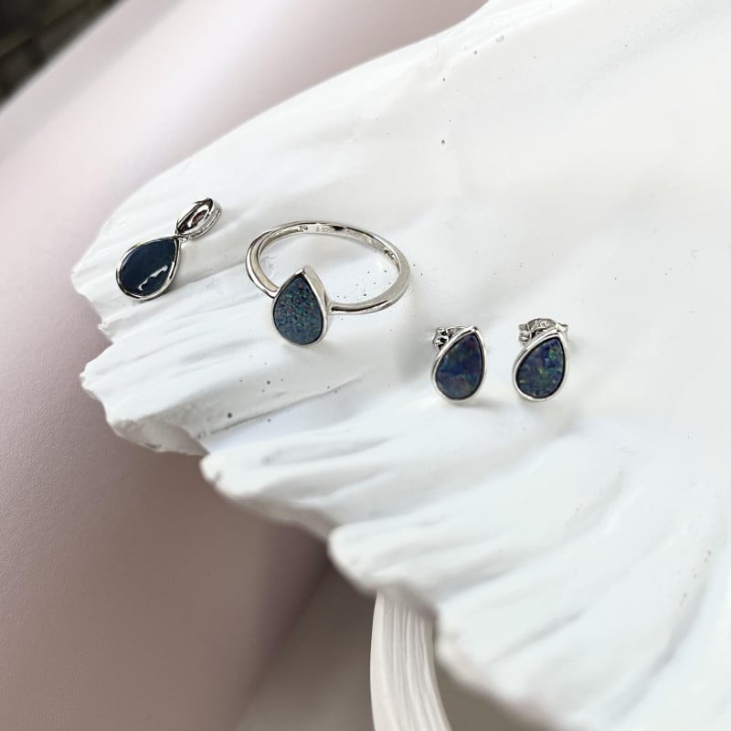 Pendente goccia opale blu, per abbracciare i tuoi sogni — foto 4