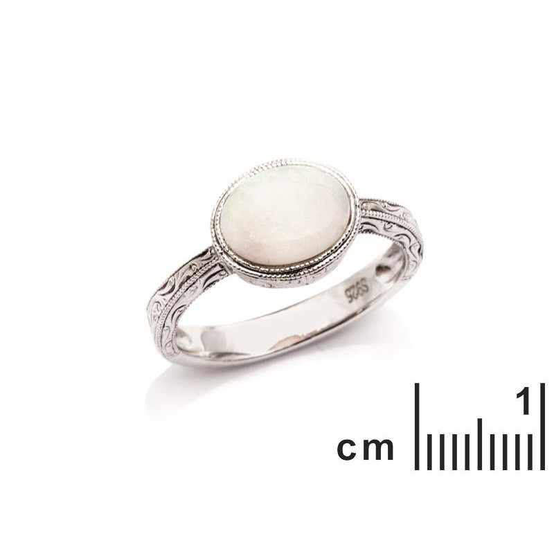 Anello opale ovale e zirconio, per racchiudere il tuo mistero — foto 2