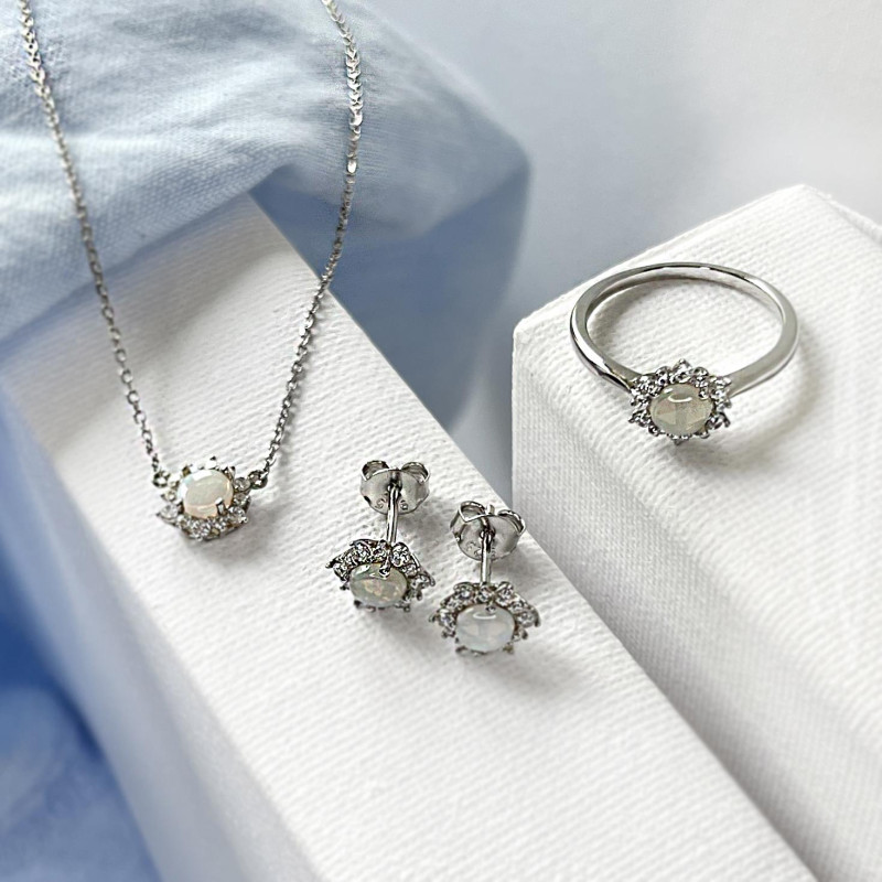 Collana opale tondo e zirconio, per commemorare le grazie — foto 3
