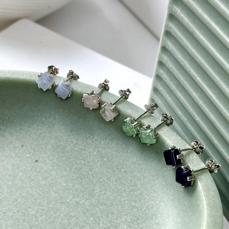 Orecchini a bottone agata laccio blu, per racchiudere il mare — foto 3