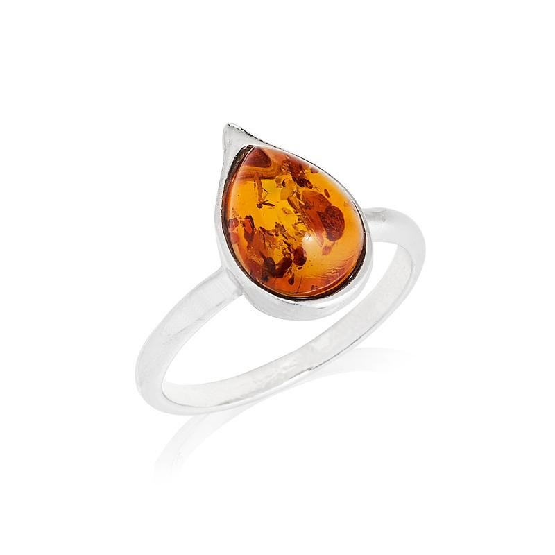 Anello a goccia in argento rodiato con ambra cognac, per custodire la tua luce interiore — foto 1