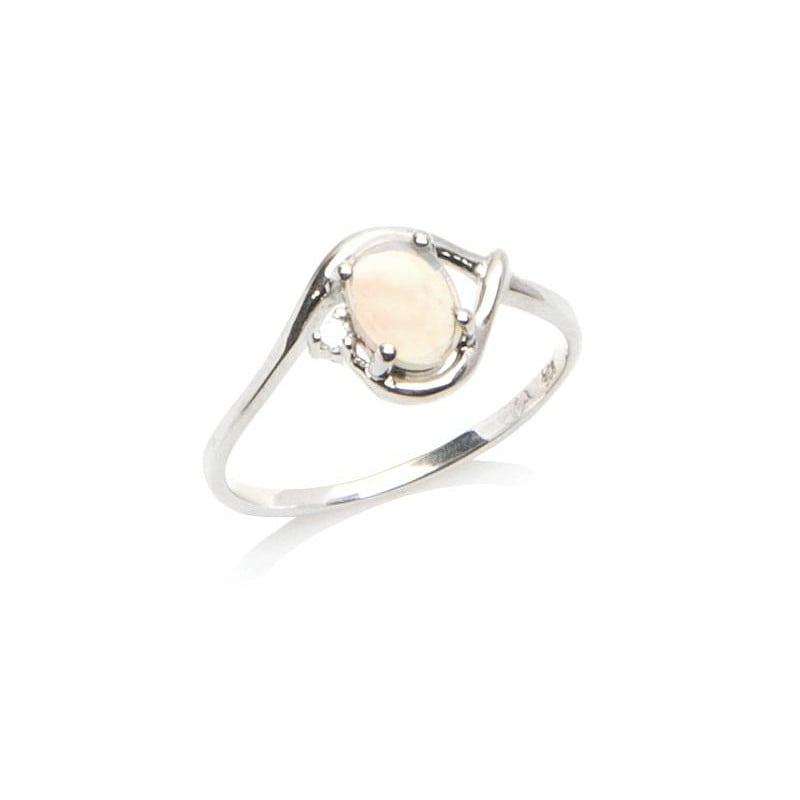 Anello opale zirconio, per racchiudere l'essenza — foto 1