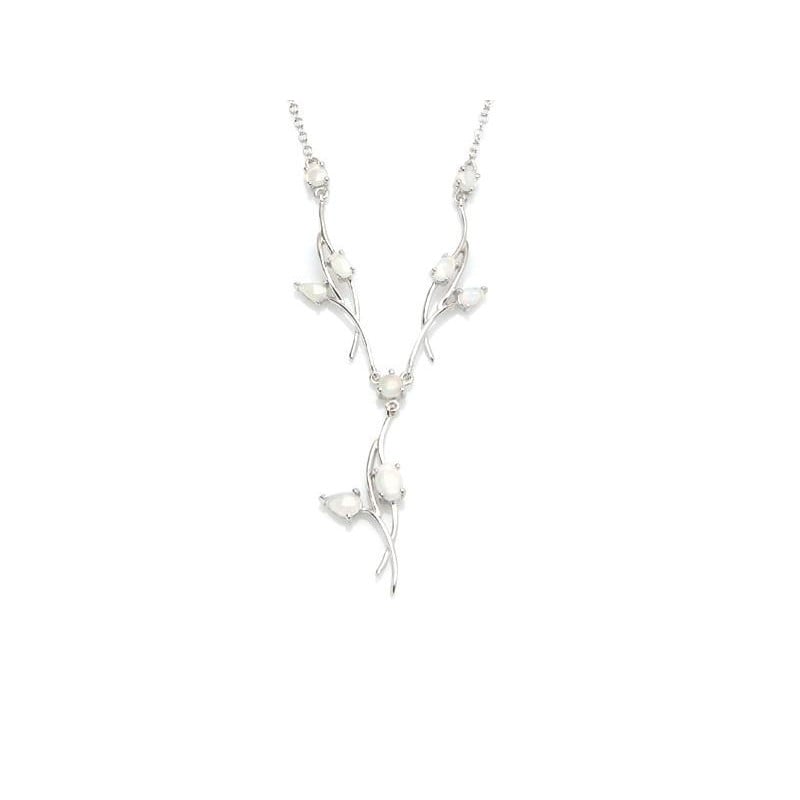 Collana in argento rodiato con opale bianco, per custodire la luce interiore — foto 1