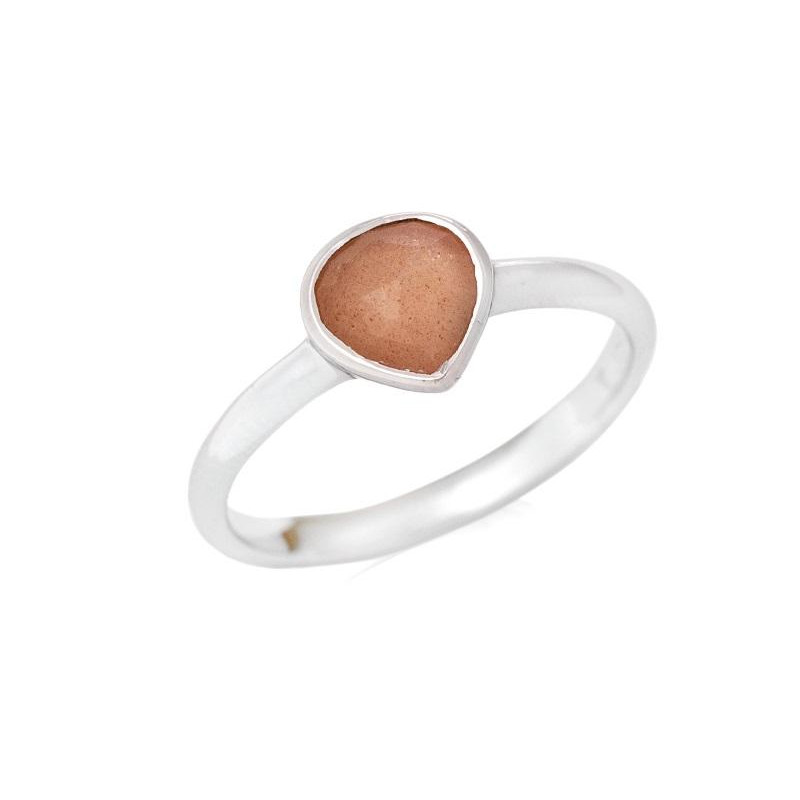 Anello cuore pietra luna rosa, per tenere vivo l'amore — foto 1