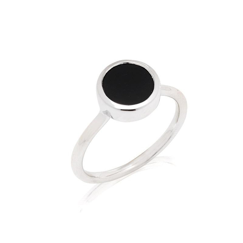 Anello in argento 925 rodiato con onice nera naturale, per custodire la tua forza — foto 1