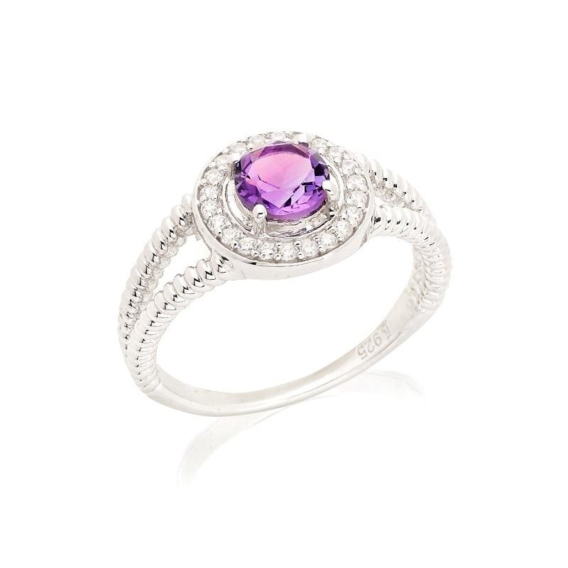 Anello ametista e zirconio, per regalare l'eterna giovanezza — foto 1