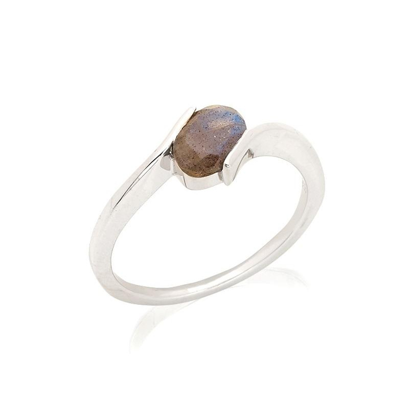 Anello labradorite multicolore, per portare l'essenza del tricolorismo — foto 1