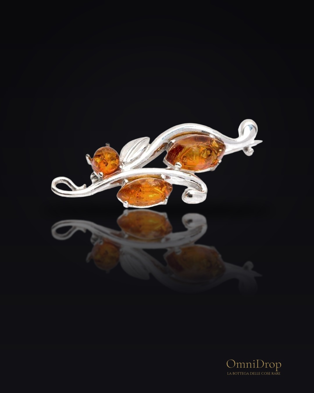 Spilla ambra cognac, ricordo del mare