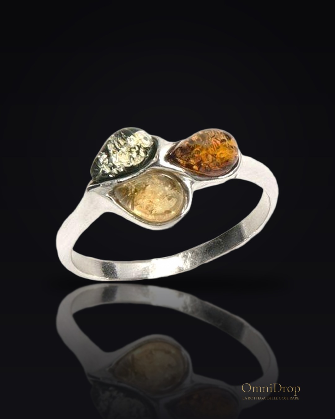 Anello ambra multicolore, per racchiudere i tuoi ricordi