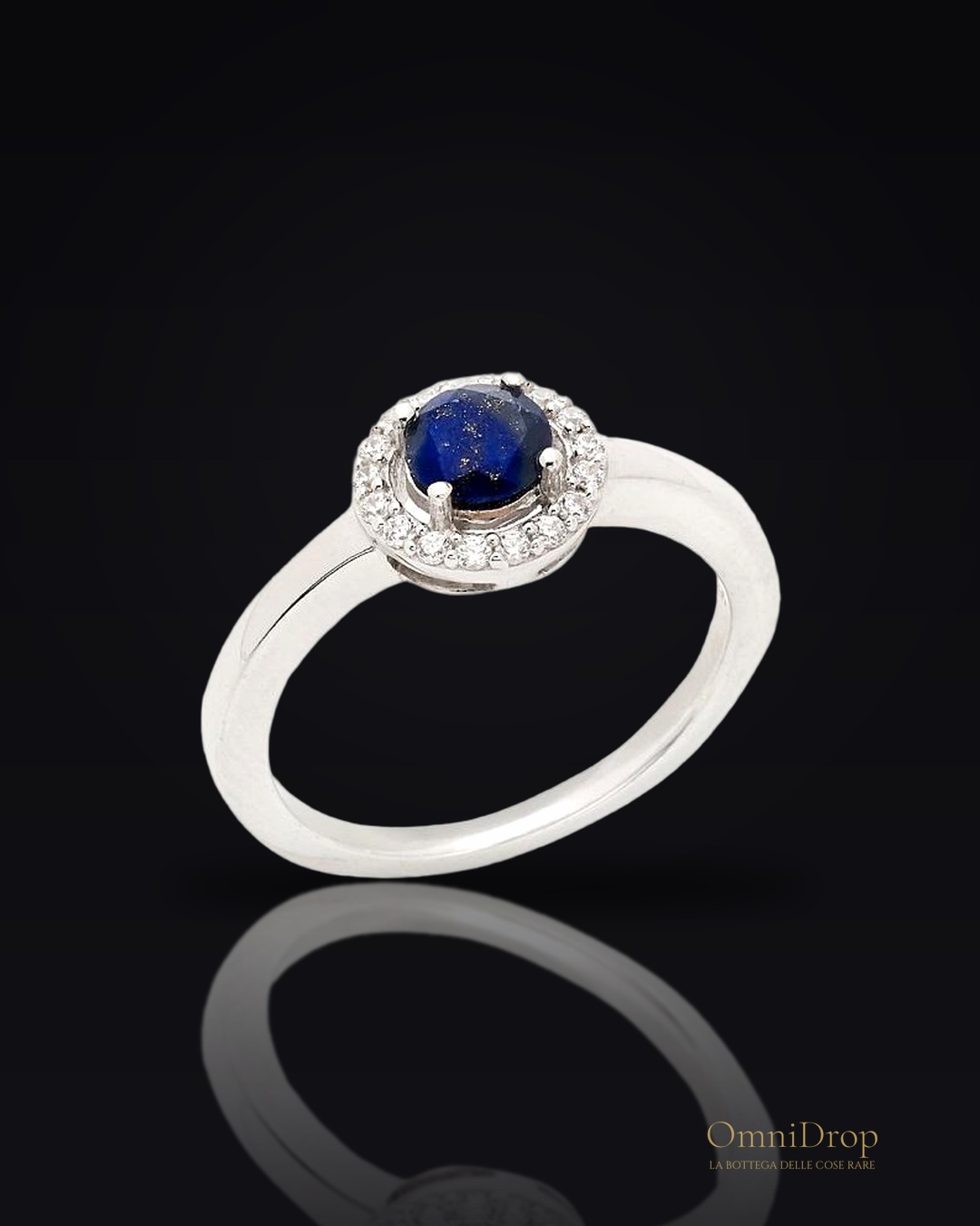Anello lapislazzuli e zirconio, per portare la purezza
