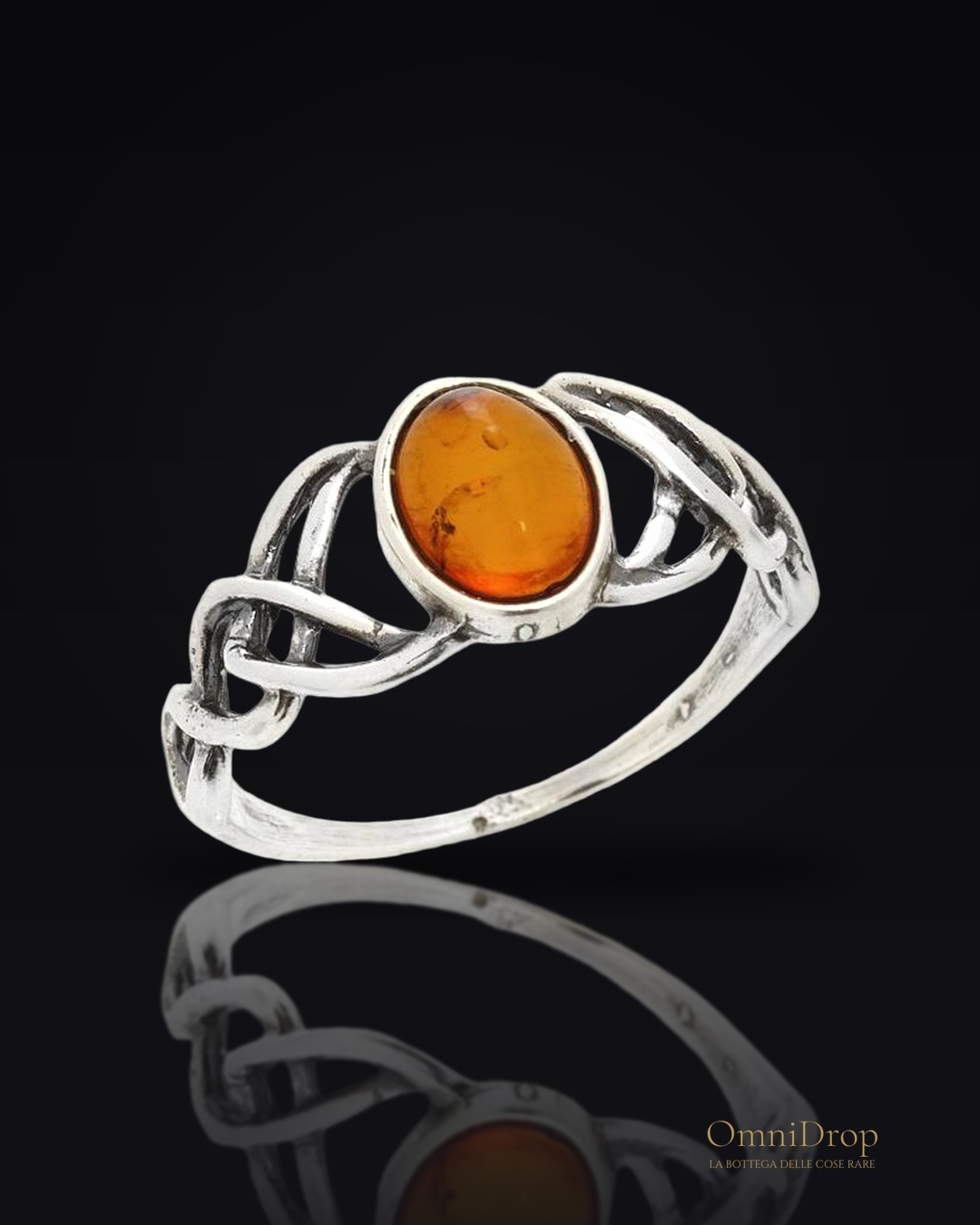 Anello ambra cognac, per custodire i tuoi ricordi