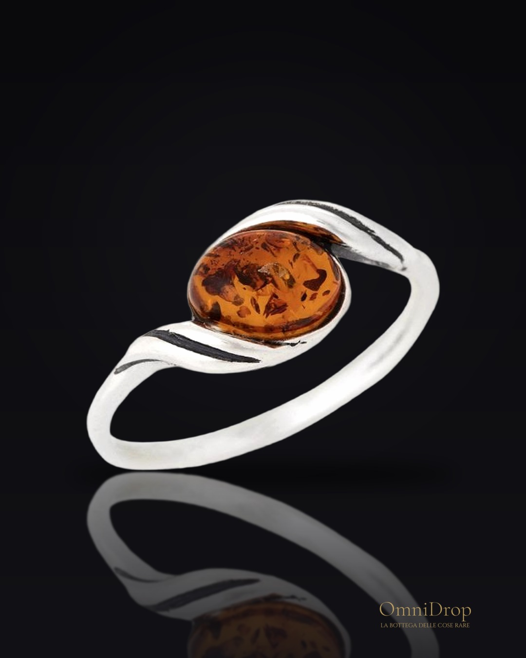 Anello con ambra ovale del Mar Baltico in argento 925 - per tenere con te un ricordo della natura