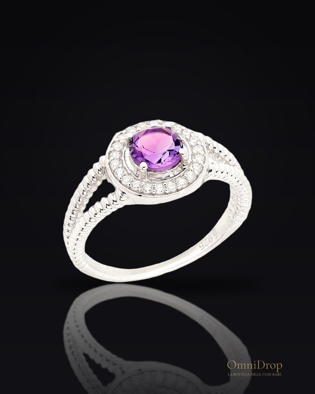 Anello ametista e zirconio, per regalare l'eterna giovanezza