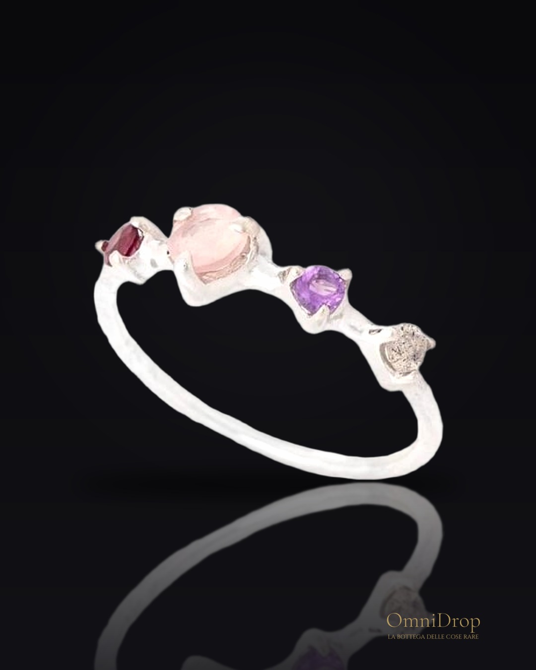 Anello pietre naturali multicolor, per esprimere la tua essenza