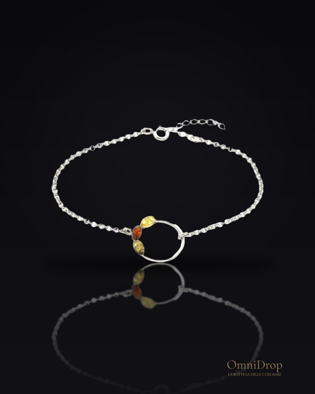 Bracciale in argento rodiato con ambra a navetta multicolore, per celebrare la tua unicità