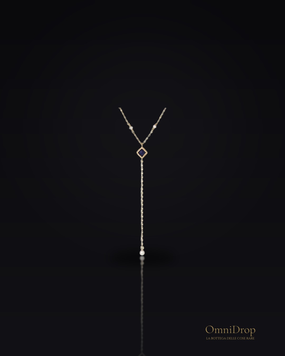 Collana in argento dorato con lapislazzuli e perle, per illuminare ogni tuo gesto
