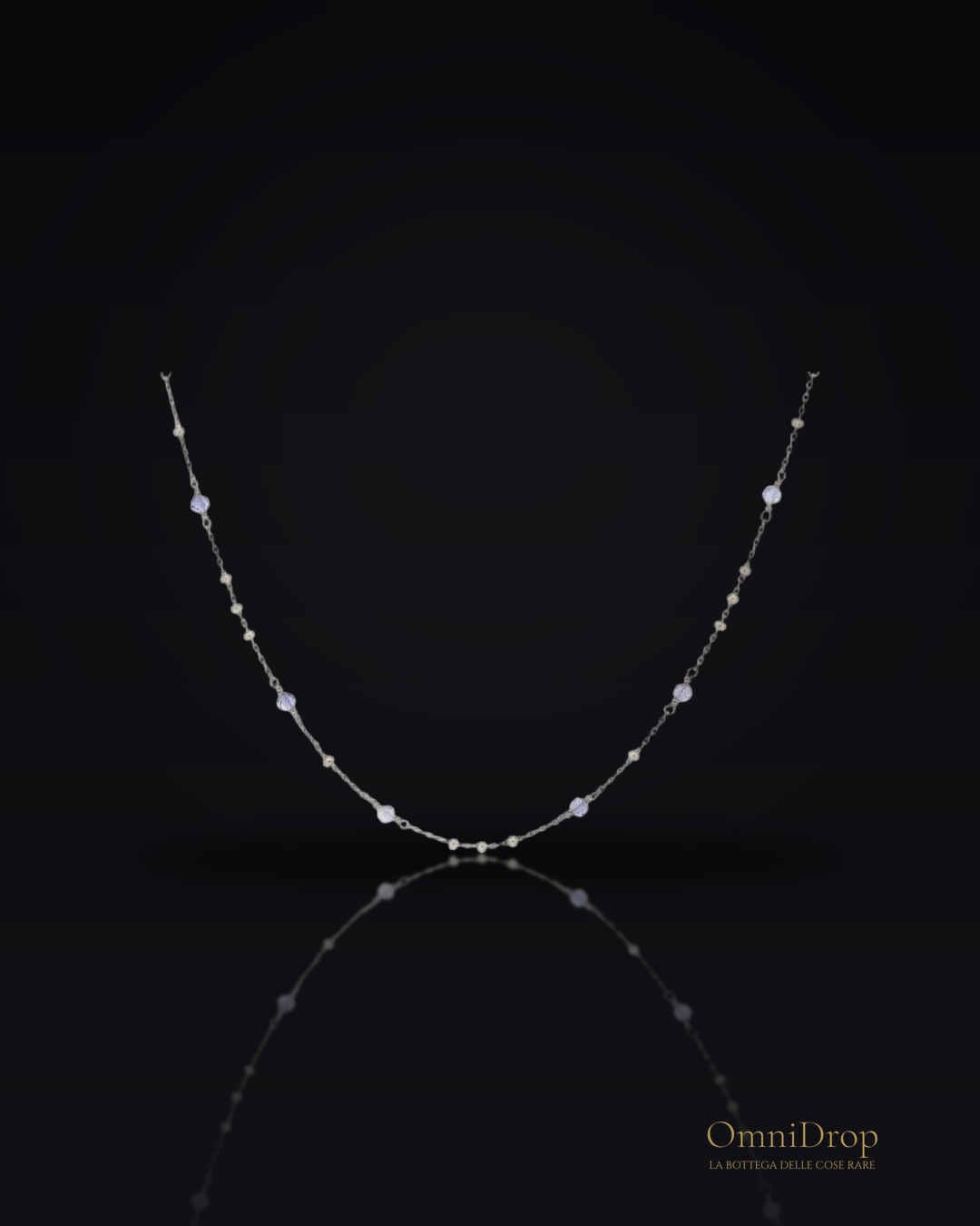 Collana iolite blu, per incarnare la purezza