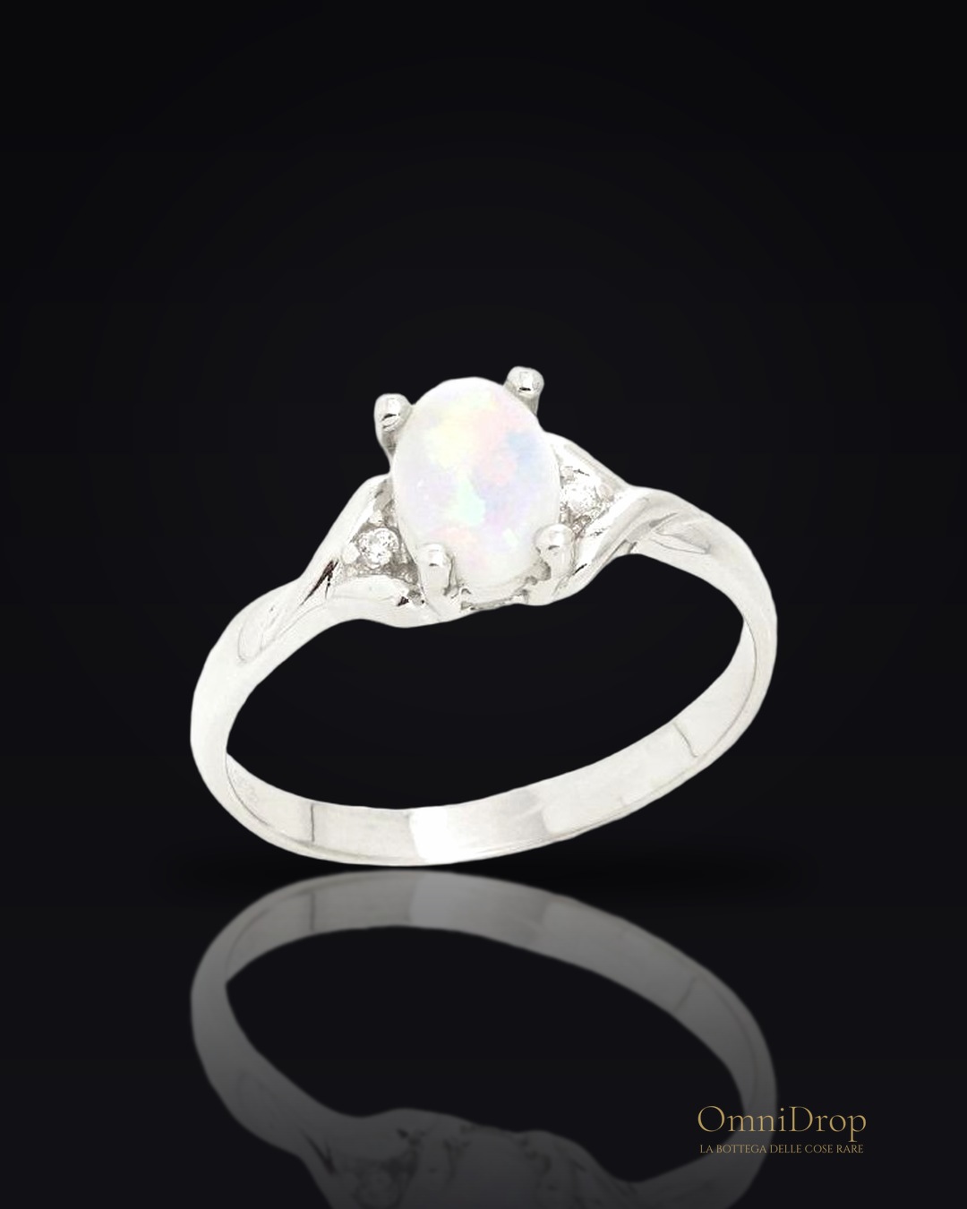 Anello opale bianco australiano ovale, per evocare l'essenza naturale
