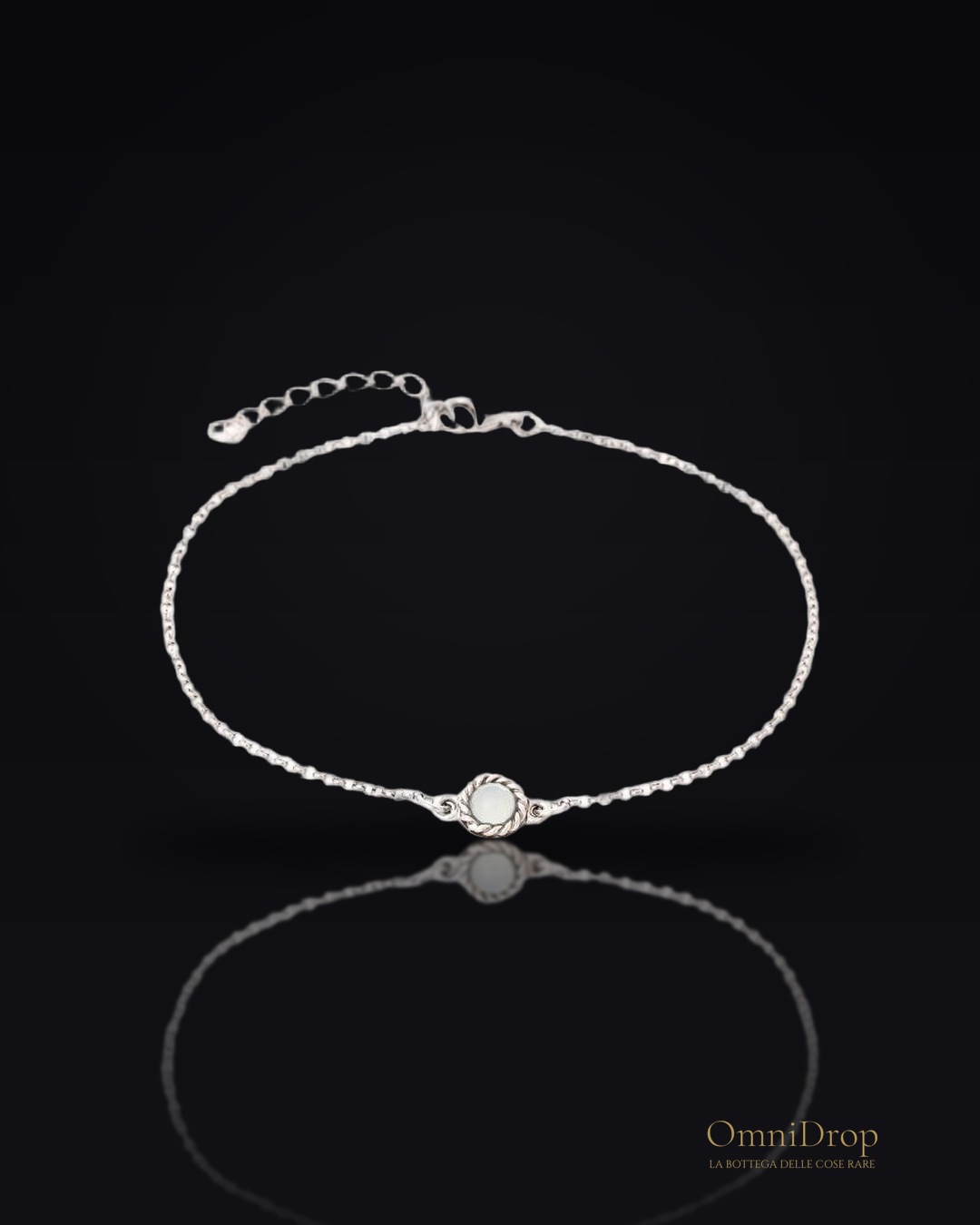 Bracciale tondo con pietra agata acqua tinta, argento 925 rodiato, 17+3cm, per evocare la serenità del mare