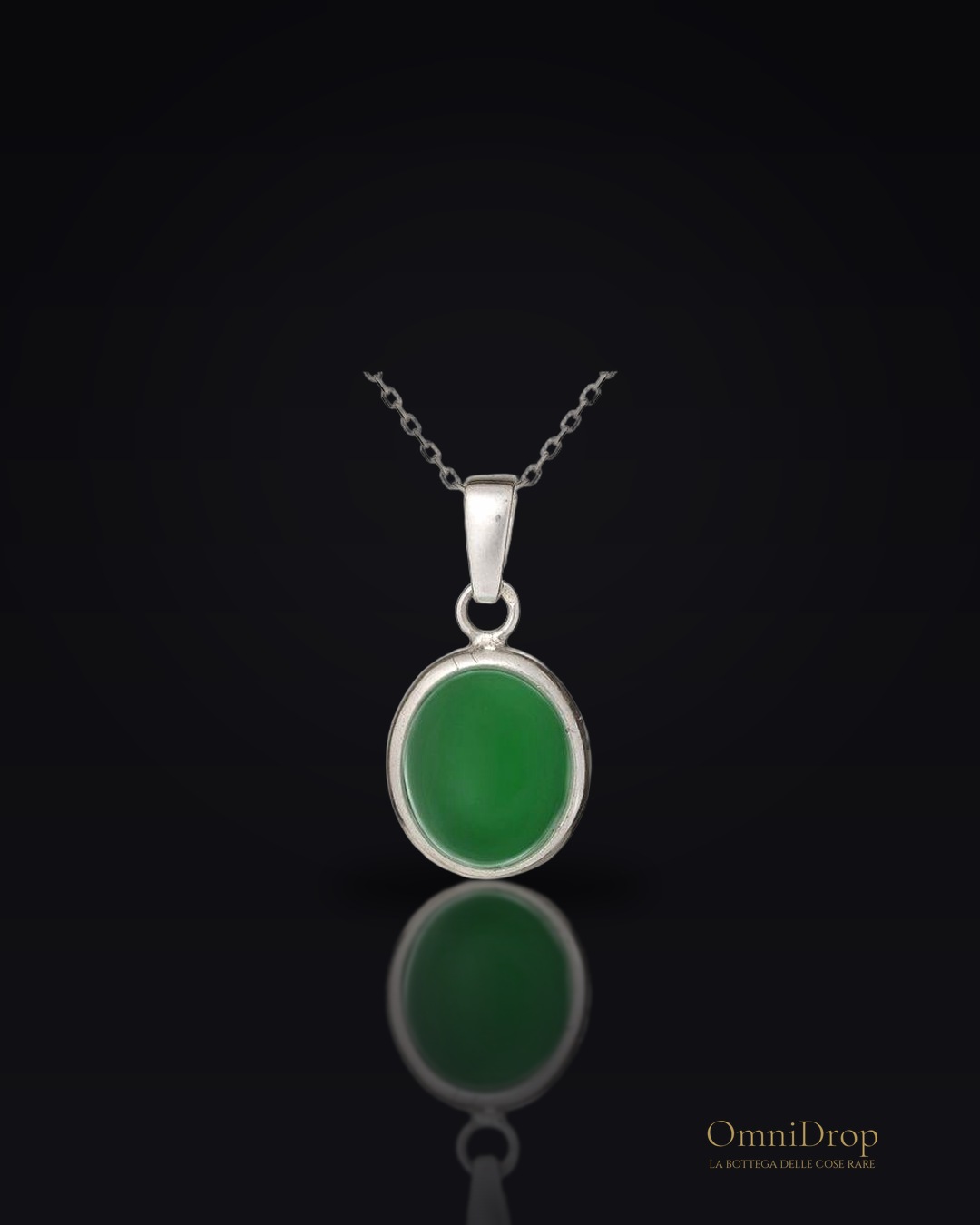 Ciondolo in argento 925 con agata verde ovale, per custodire la serenità della tua anima