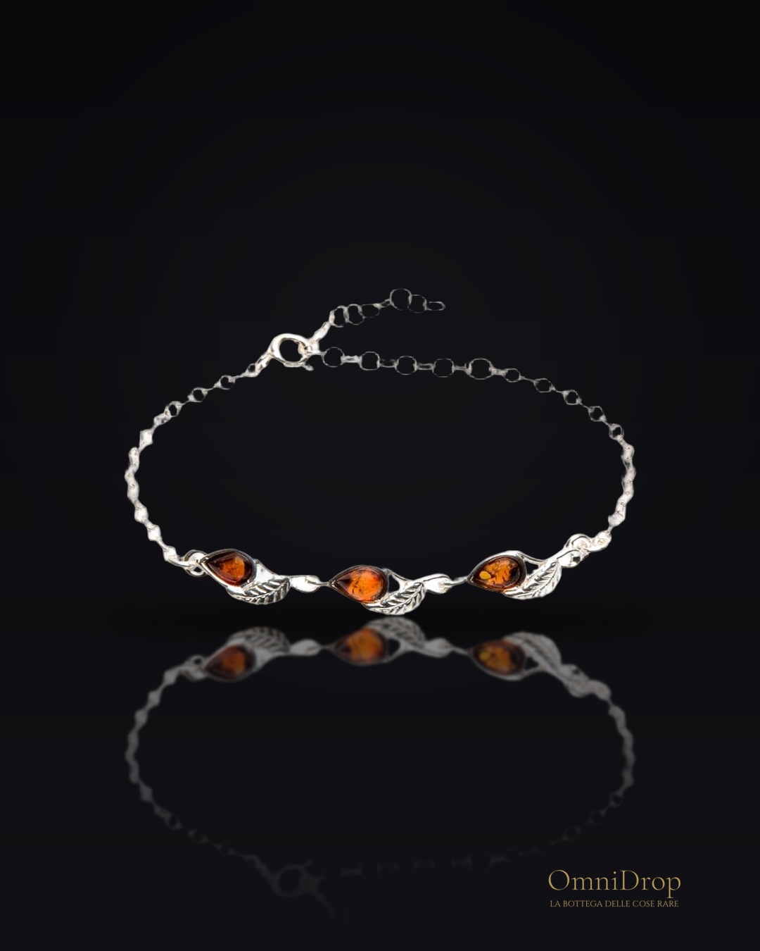 Bracciale a foglia con ambra, per custodire i tuoi ricordi
