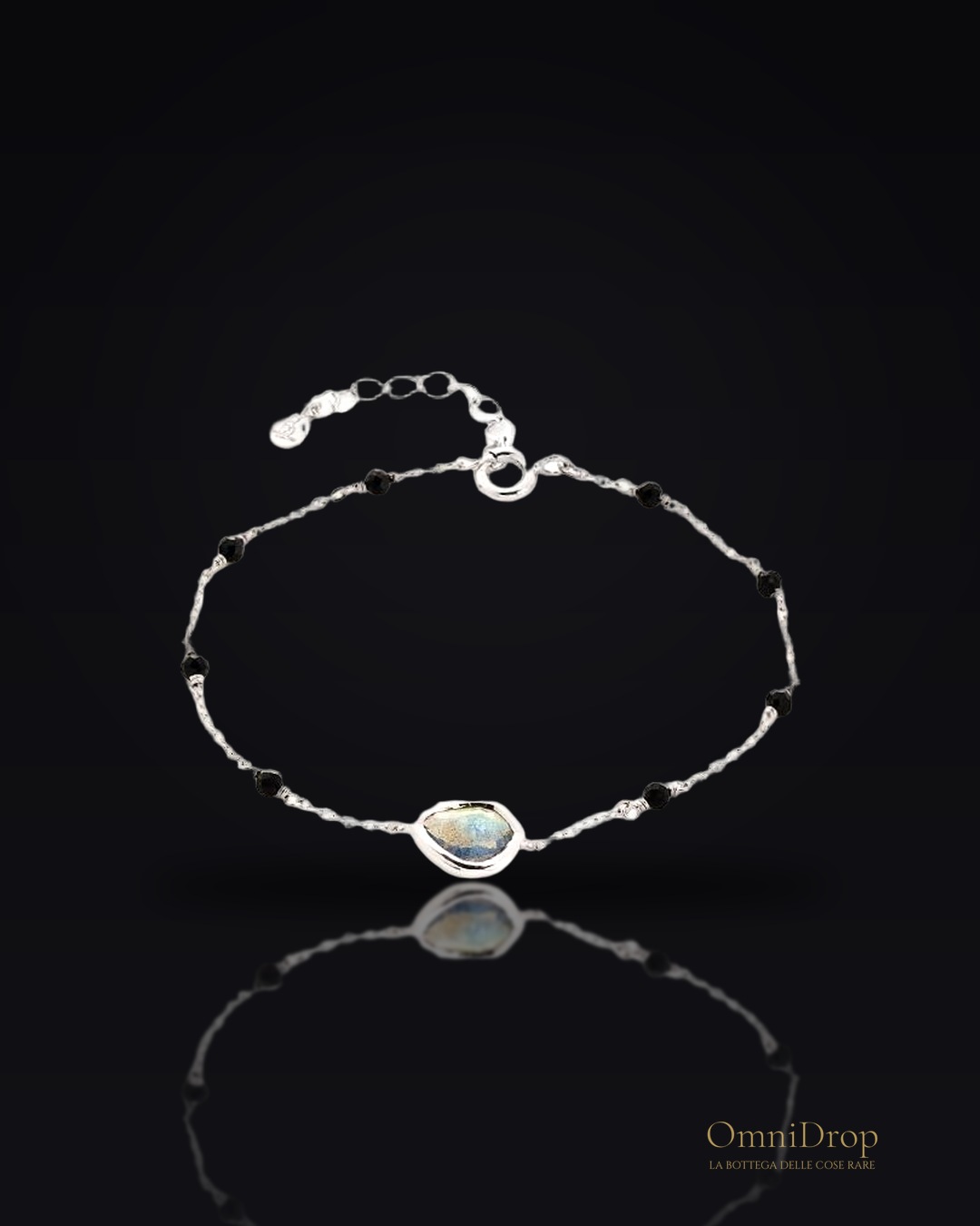 Bracciale labradorite e spinello, per evocare ricordi speciali