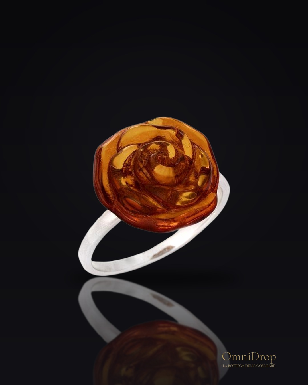 Anello fiore ambra cognac, per riportare i momenti migliori