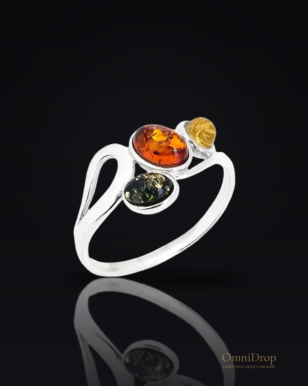 Anello di ambra multicolore su argento 925, per celebrare la tua luce interiore