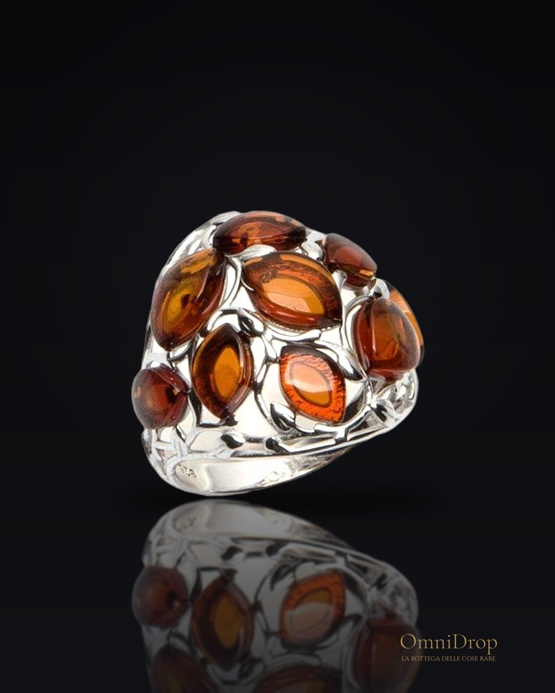 Anello ambra cognac, per portare il mare nella vita