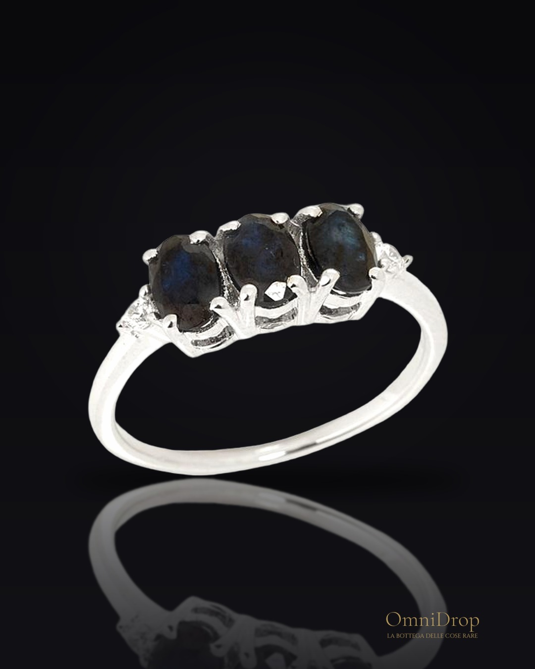 Anello in zaffiro blu ovale naturale, in argento rodiato 925, 1,8x0,7 cm