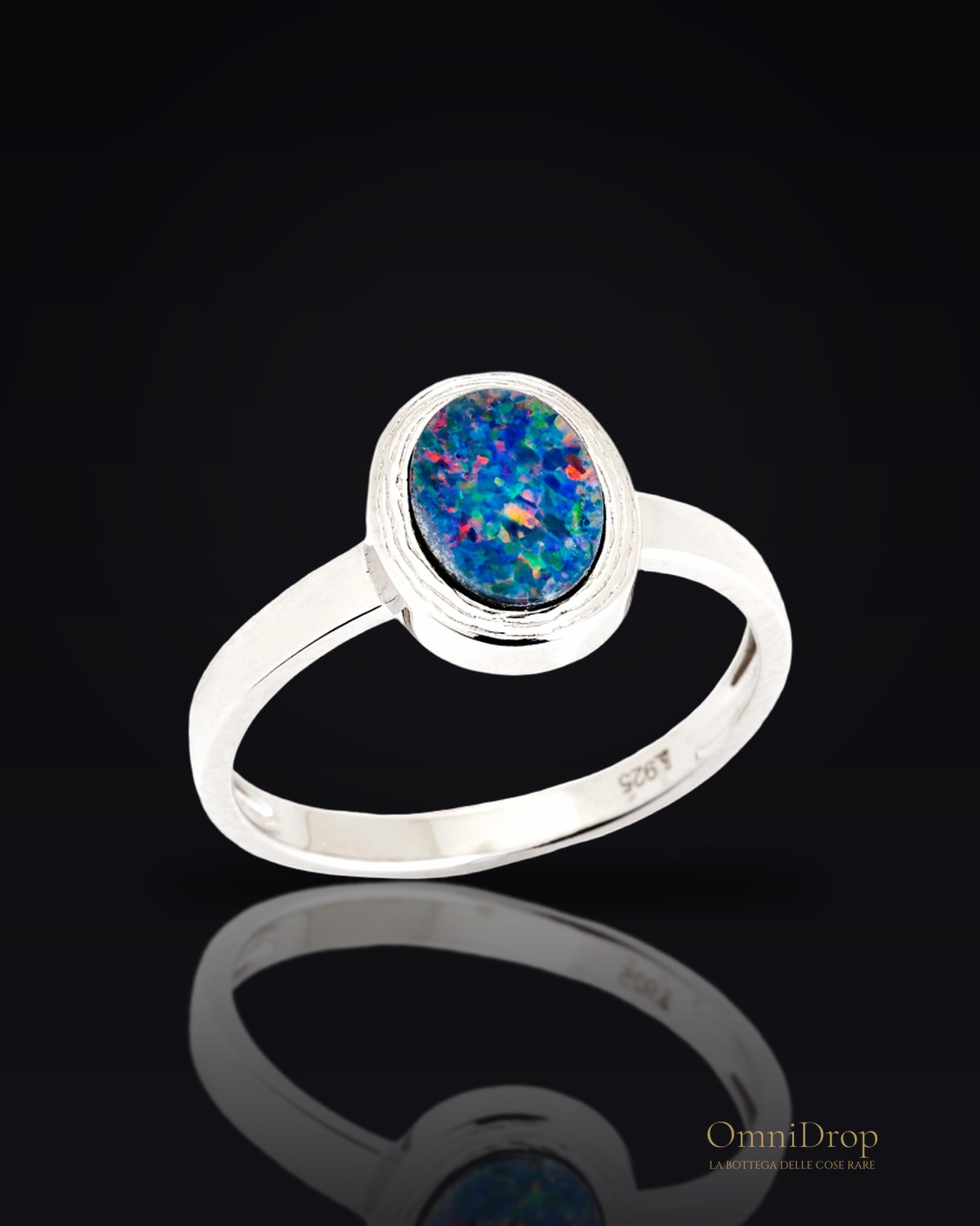 Anello in opale doppietta australiano blu ovale, in argento rodiato 925, 8x6 mm